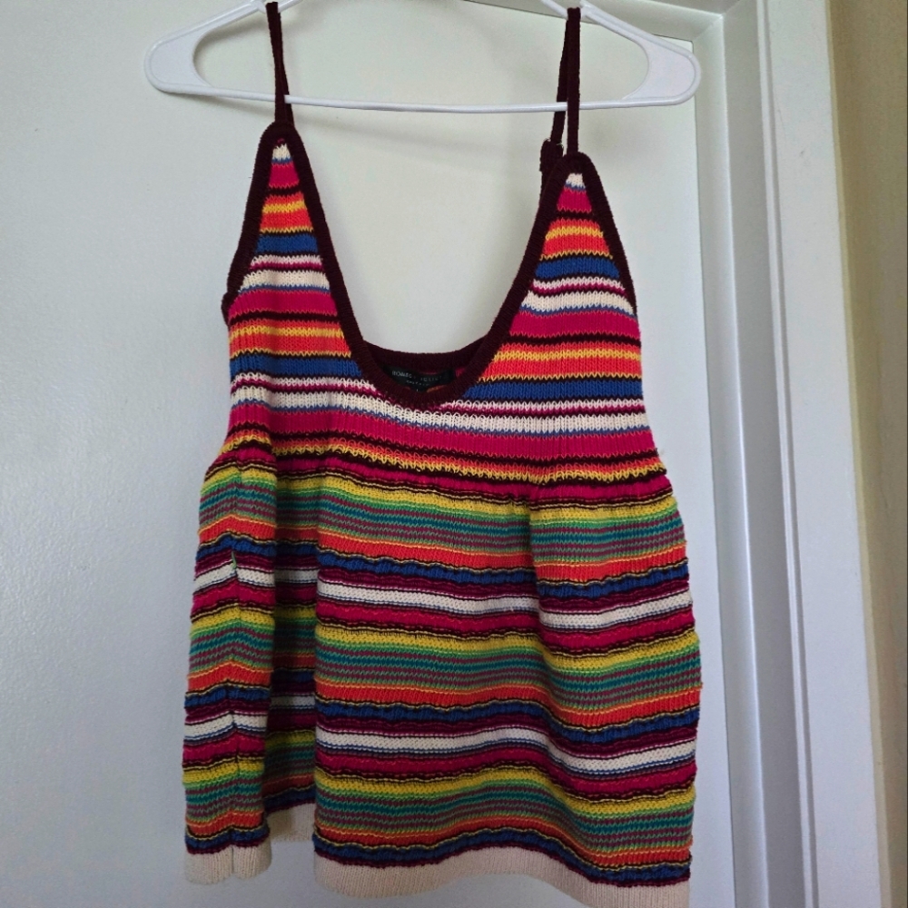 Romeo & Juliet Coture NWT Colorful Crochet Top